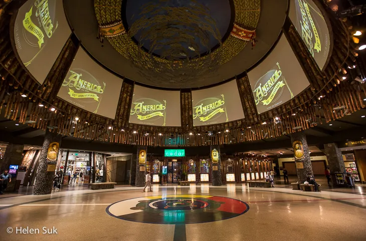 Live concert and show atmosphere at Casino Rama Resort